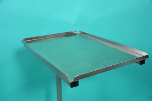 Instrument supply table (silent nurse) made entirely from stainless steel, mobile, height-