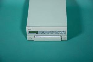 SONY UP-55MD, color video printer for ultrasound and endoscopy, incl. remote control, seco