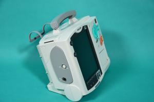 PHILIPS Heartstart MRx, portable, biphasic defibrillator incl. battery. Power up to max. 2