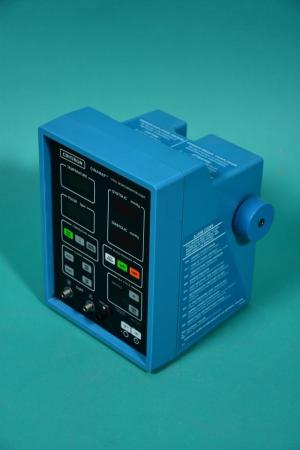 CRITIKON Dinamap 8100 Vital Data Monitor, measurement and digital display of blood pressur