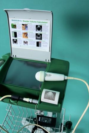 BARD BARDSCAN IIS, portable ultrasound scanner on trolley, with fold-out touch screen, ult