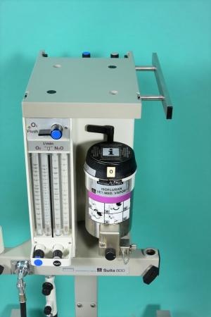 DRÄGER Sulla 800 mobile anaesthesia unit, second-hand.  Surcharge for cylinder holder (10