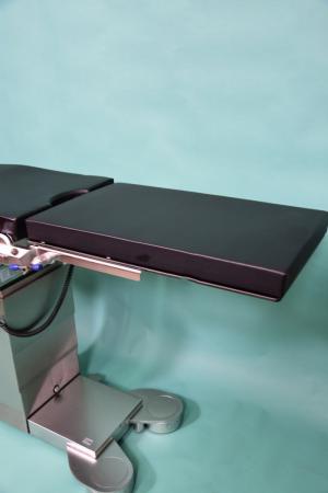 MAQUET 1150 Alphamaquet Plus (1150 02 D0), transportable operating table system with undiv
