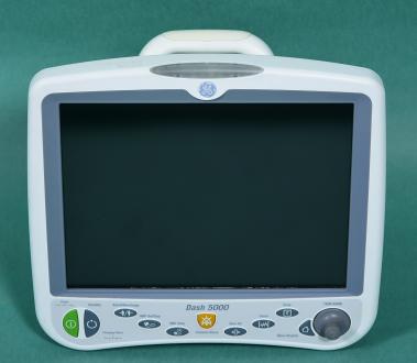 GE Dash 5000, portable mains/battery powered ECG monitor with colour display, measurement