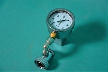 Pressure gauge für DRÄGER, a pressure gauge is recommended as a monitoring instrument fo