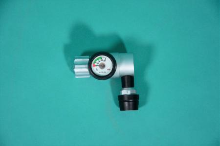 GREGGERSEN pressure reducer for oxygen with quick coupler, new