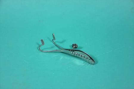 Retractor, used Medical antique! Must not be used for medical purposes.