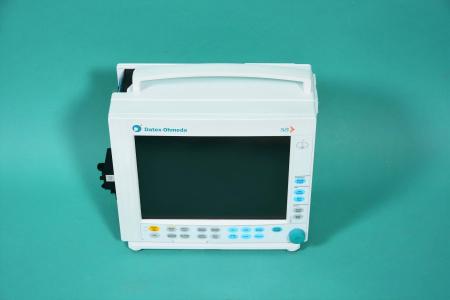 DATEX OHMEDA S5 Compact, portable monitor (mains and battery operation) with M-NESTPR, ECG